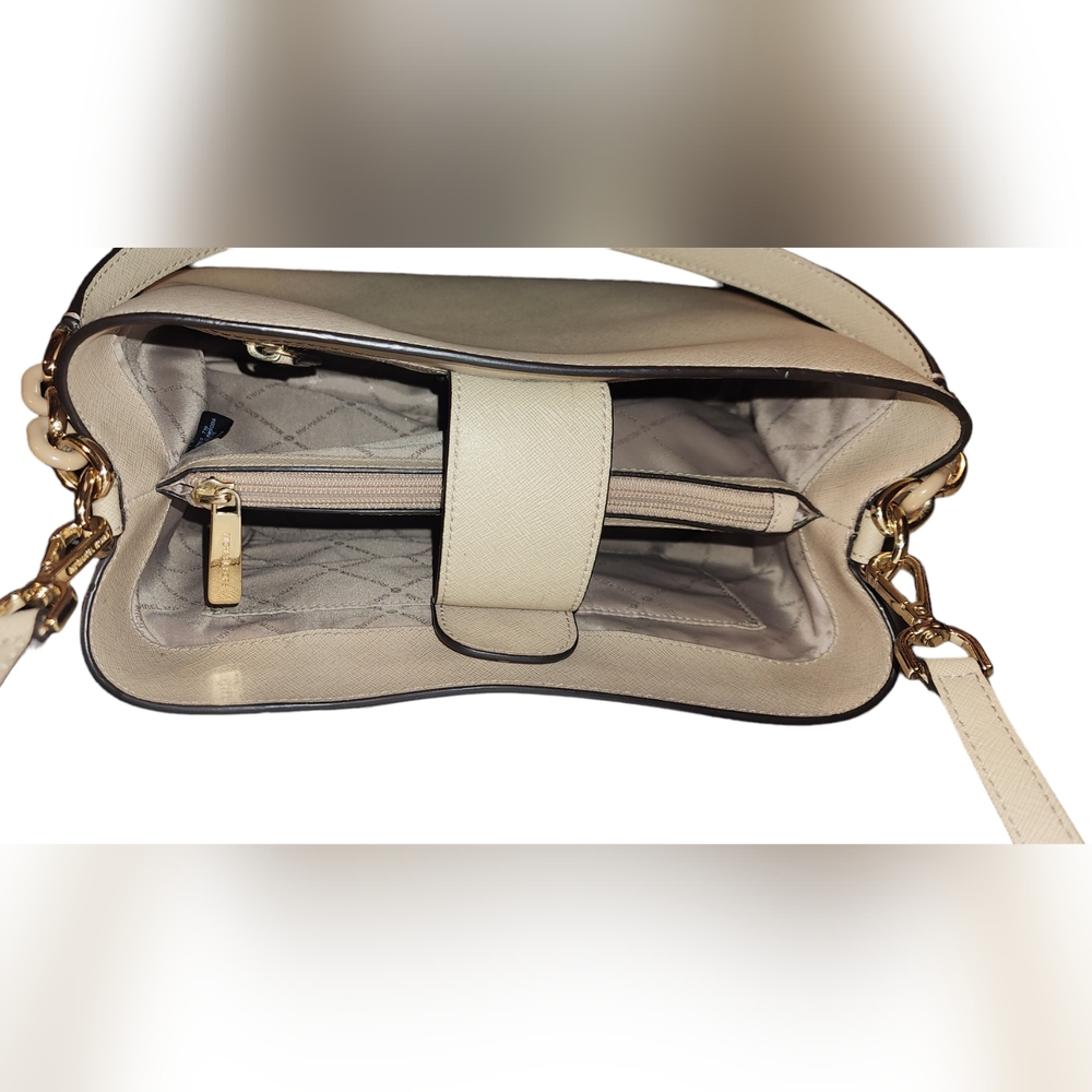 Micheal Kors Sofia Large Crossbody Bag - Picture 8 of 15